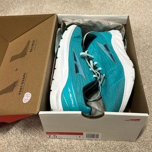 NEW Altra Rivera Shoes size 7.5